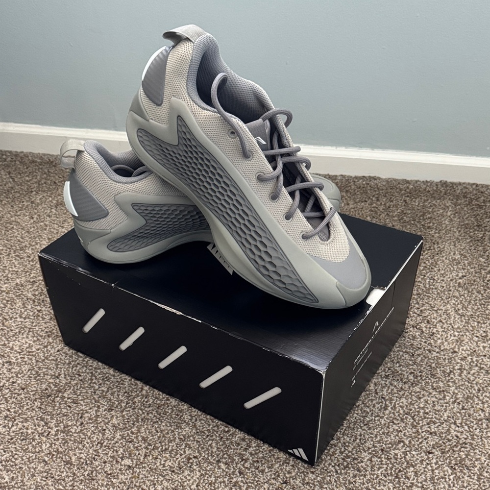 Adidas Anthony Edwards 1 Low Unisex Light Gray Sneakers, Size 9.5 (mens)